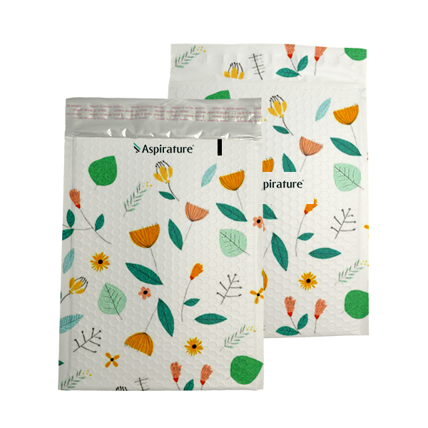 Pelagus features de Poly Bulla Mailer